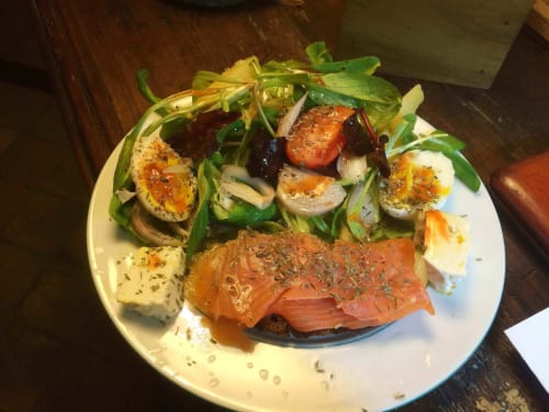 repas-diner-fait-maison-produit-frais-saison-locaux-table-dhotes-chateau-chambiers-zip