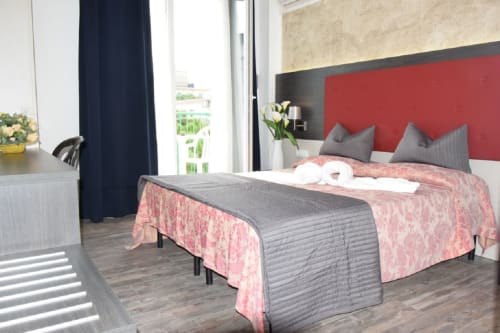 Hotel Verdi - Jesolo, 100 metri dal mare, 300 dal Caribe Bay