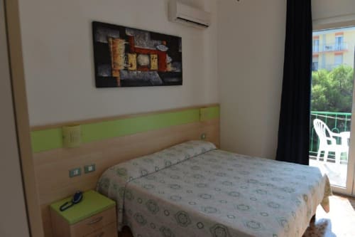 Hotel Verdi - Jesolo, 100 metri dal mare, 300 dal Caribe Bay