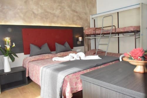 Hotel Verdi - Jesolo, 100 metres from the sea, 300 from Caribe Bay
