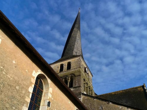 clocher-tors-vieil-bauge-activite-region-anjou-chateau-chambiers-zip