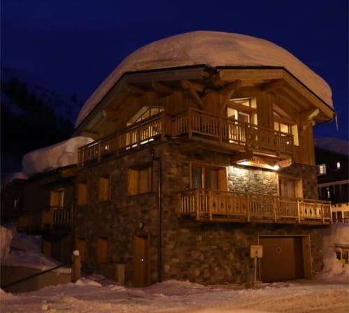 chalet de nuit - vue façades sud et est