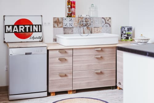 Gite au vert avec cuisine équipée frigo, lave vaisselle séjour longue durée.  idéal pour se ressourcer, faire des balades à pied, à vélo, ou en bateau.