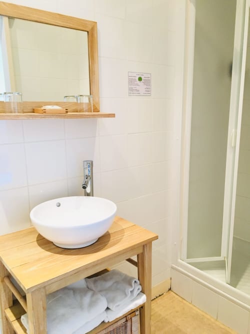 Salle de bain chambre single