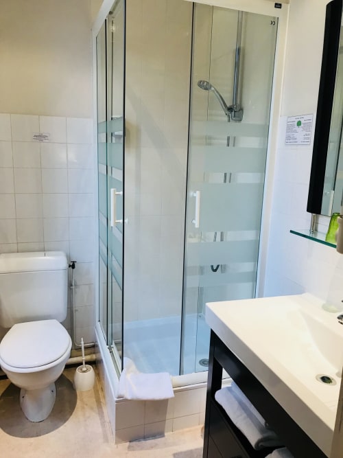 Salle de bain hôtel du parc