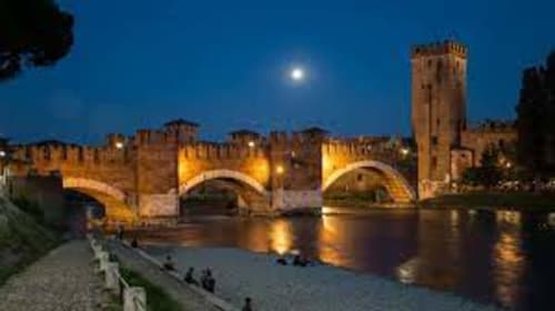 Castelvecchio by night - Bed Breakfast Ariel B&B - Chambres à Vérone Centre