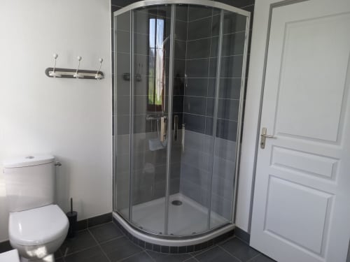 Douche avec WC - Les Lys