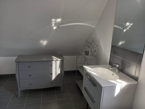 Salle de bain grise - Les Lys