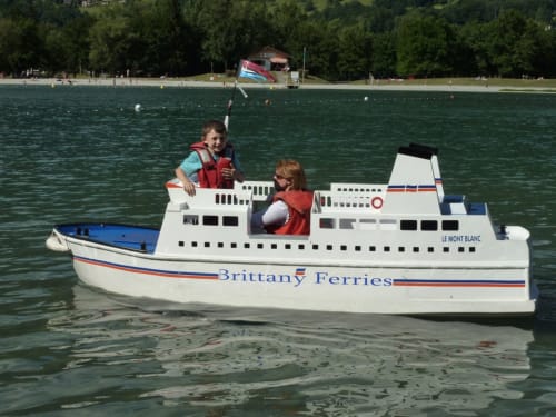 Petits bateaux au Lac de Passy