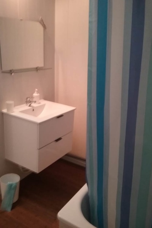 Salle d'eau - Appartement en location