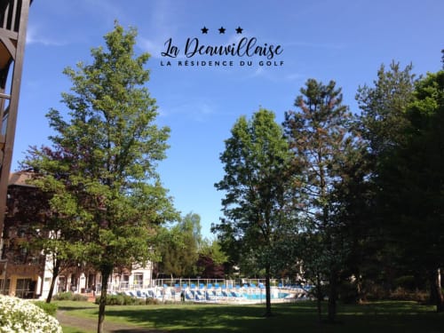 Piscine - Résidence la Deauvillaise