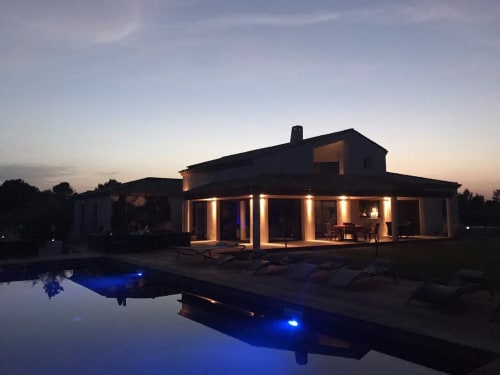 Terrasse, piscine de nuit, Villa Otilia
