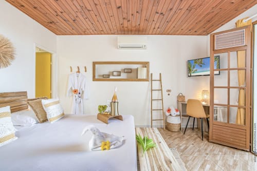Suite Elegance avec vue sur la mer, séjour de luxe en Martinique 