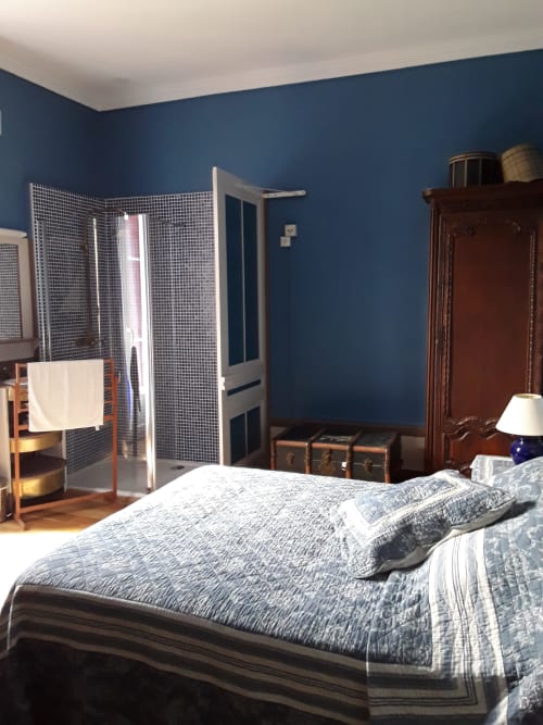 Suite avec douche - Garenne de Morestel 