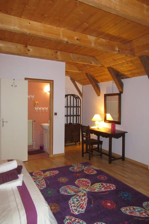 Les Bastides du Mezenc - Chambre spacieuse - ferme et charpente traditionnelle