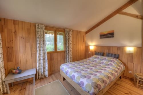Hoofdslaapkamer - uitzicht op het bos - Le Martinon