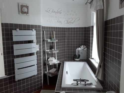 baignoire chambre d'hôte epeautre - frencq
