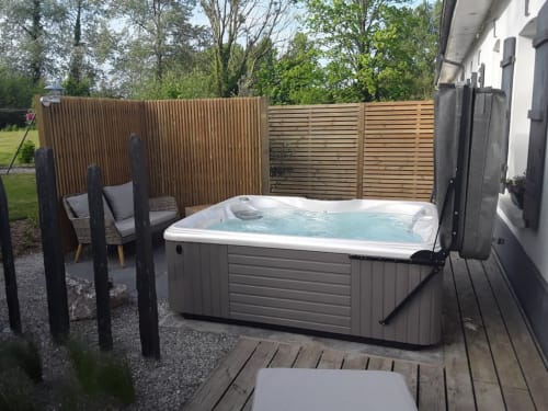 jacuzzi en chambre d'hôtes - au moulin de valerie