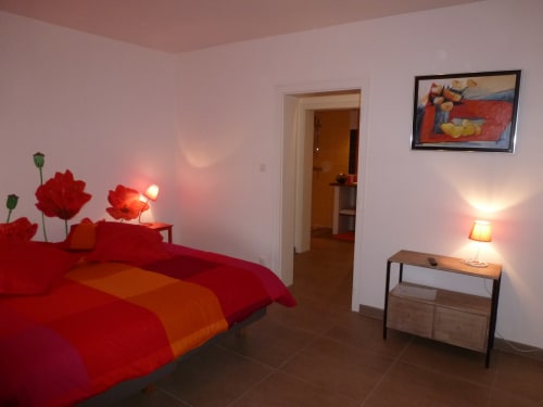 Les Coquelicots - Bed and Breakfast for 4 persons with bathroom