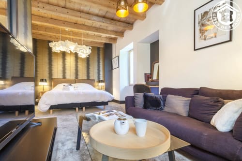 chambre et salon - cure thermale aix les bains - le clos des platanes