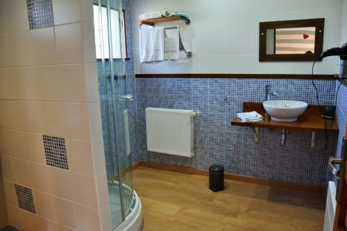 salle de bain - vacances à GUEUDECOURT - le clos du clocher