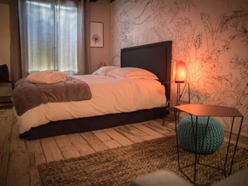 double bed - rental in blois
