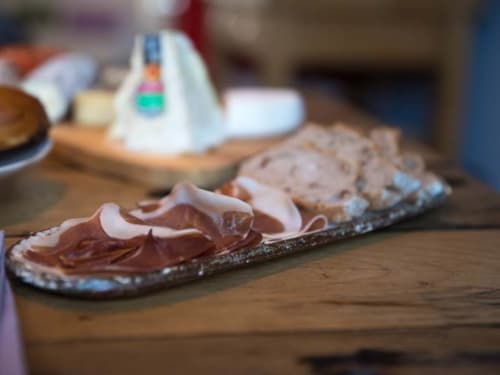 charcuterie - petit dejeuner - la demalerie