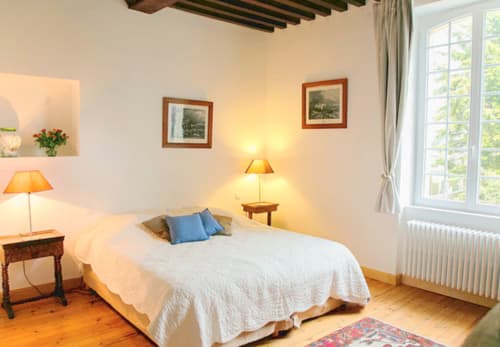 chambre cocooning - Château les Cèdres b&b piscine chauffée spa sauna jacuzzi hammam billard