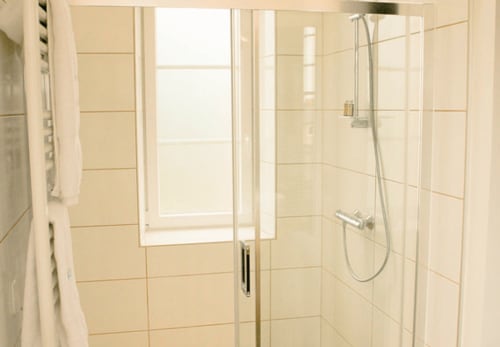 douche - Château les Cèdres chambre d'hôtes b&b bayeux caen  