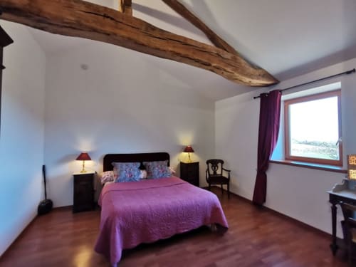 Location maison de vacances dans région viticole | Lugny | Domaine Joseph Lafarge|Chambres d'hôtes en Bourgogne Franche-Comté |Hébergement mâconnais 