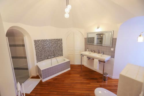 Torenkamer, badkamer, Bed and Breakfast Blois