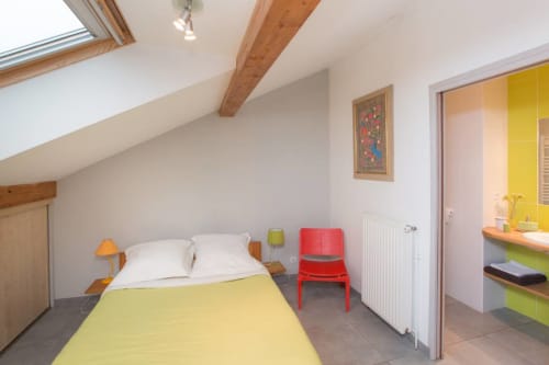 Accommodation for two people with bathroom in Lorraine - Les Coquelicots 