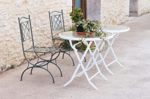 Terrasse avec chambres d'hôtes, petit-déjeuner en extérieur Domaine Joseph Lafarge