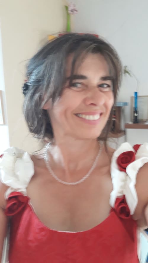 Chantal propriétaire du gîte Chante Cristal