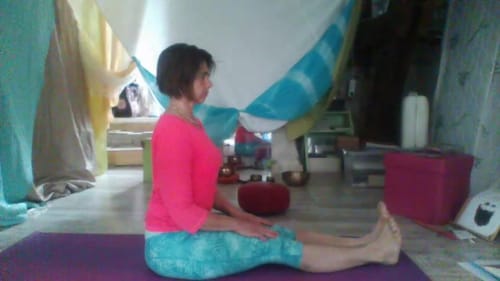 cours de yoga àu Gite Chante Cristal