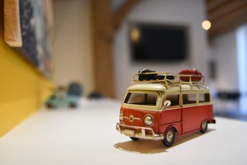 figurine voiture - la demalerie Loire