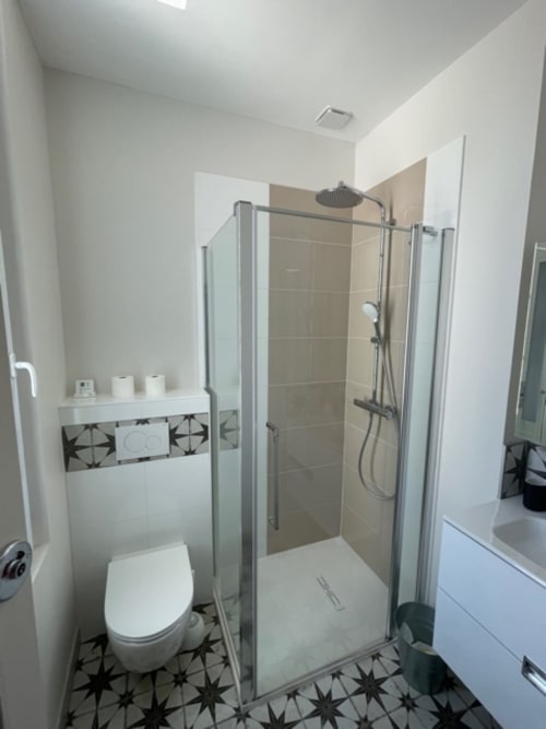 Chambre d'hôtes pour 2 personnes avec salle de bain à Cholet | Maison Latour