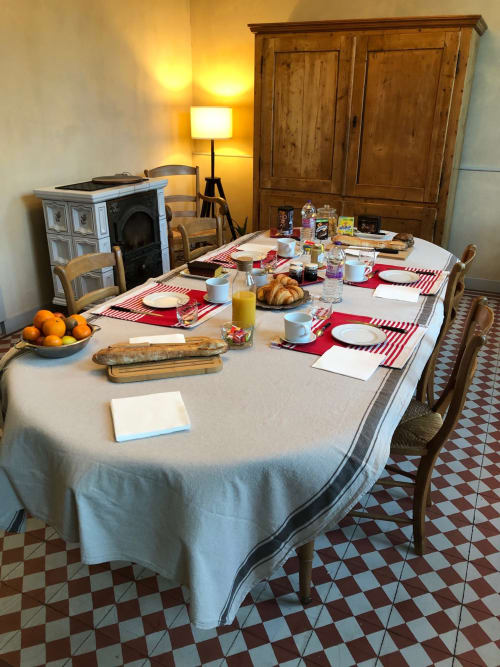 maisonlatour.fr  Cholet