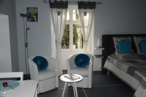 Réservation en chambre d'hôtes avec espace salon en Anjou | Domaine de Meigné