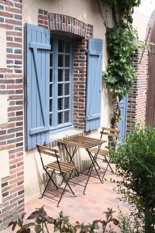 Garden table - Le clos des Artistes