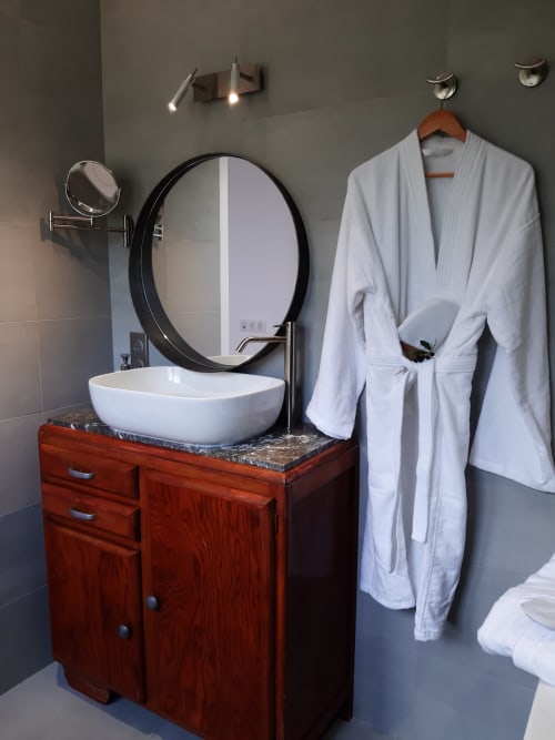 Lavabo suite Louise Casa di Famidda
