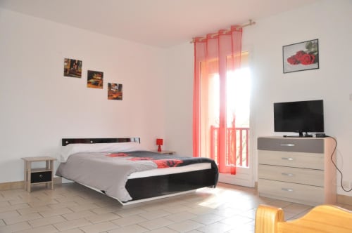 Family holidays in an equipped gîte in Curemonte | Lou Pé Dé Gril
