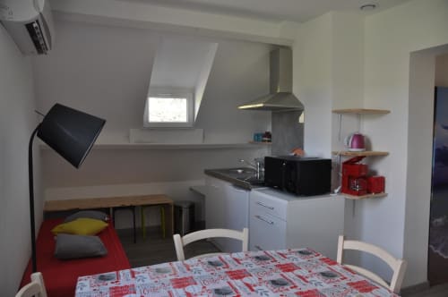 Fully equipped gîte for 2 people in Curemonte | Lou Pé Dé Gril