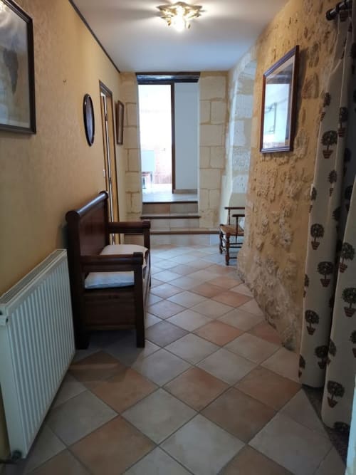 Couloir gîte authentic proche Saint Emilion