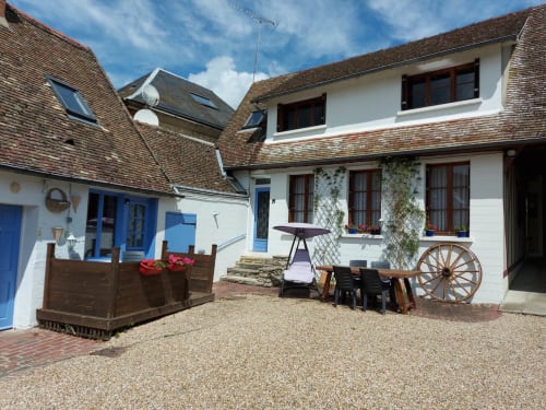 house with courtyard - Family rentals - Chez Robins - gite - holiday rentals