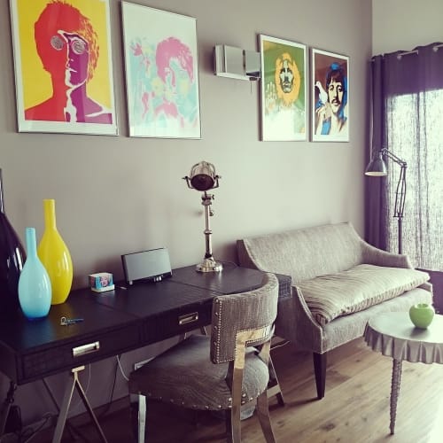 Espace bureau et salon pour la chambre Vintage avec vue sur le lac d'Annecy