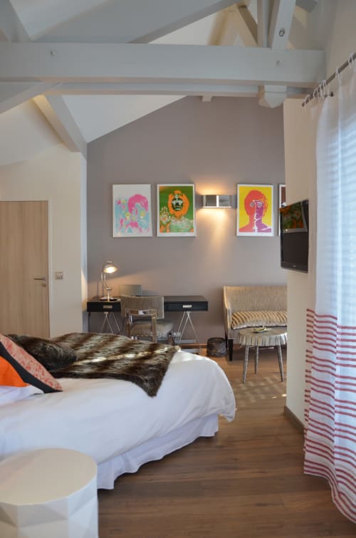 Chambre Vintage lumineuse sous charpente avec belle hauteur sous plafond