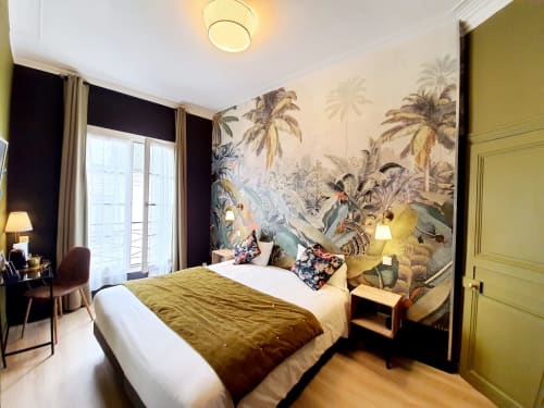 chambre double supérieure accessible uniquement par escaliers