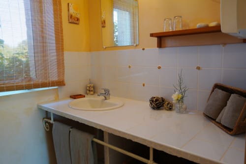 Salle d'eau proche de l'océan À l'orée du bois 