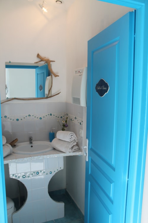 Salle d'eau de grand confort À L'orée du bois 